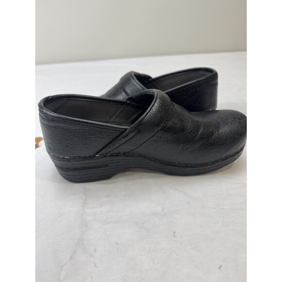 Dansko Women's XP 2.0 Tooled Professional Clog-Size 37EU/6.5 -7US - Picture 4 of 11